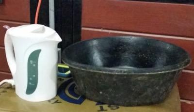 hot water kettle and rubber feed tub