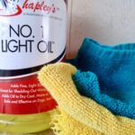 grooming oil with washcloths