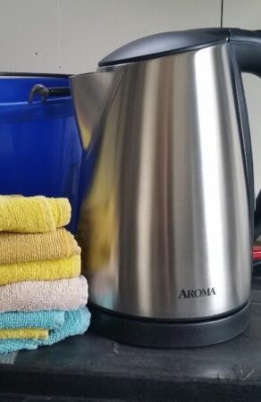 hot water kettle and wash cloths
