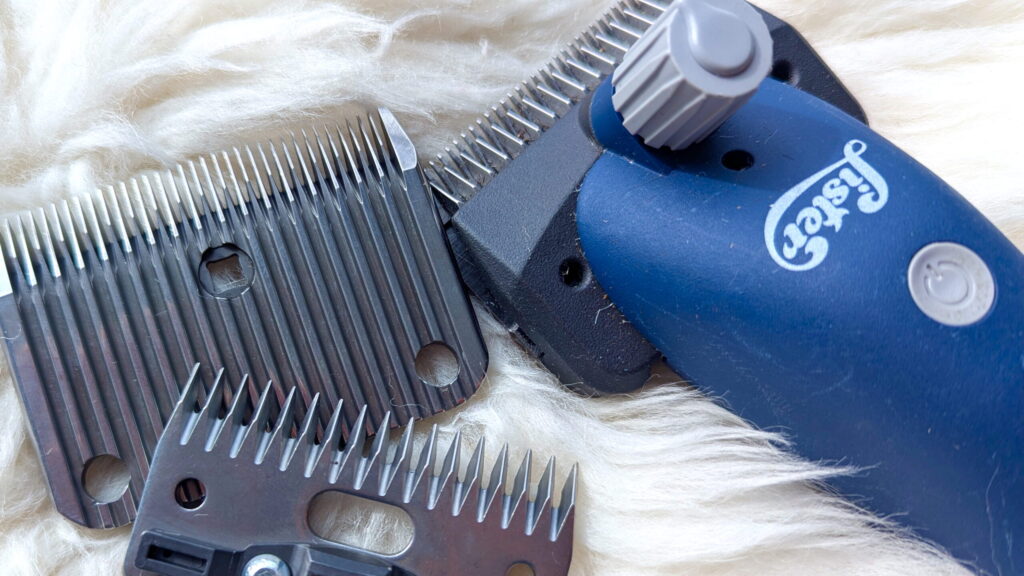 Lister eclipse clippers with another blade shown in two pieces